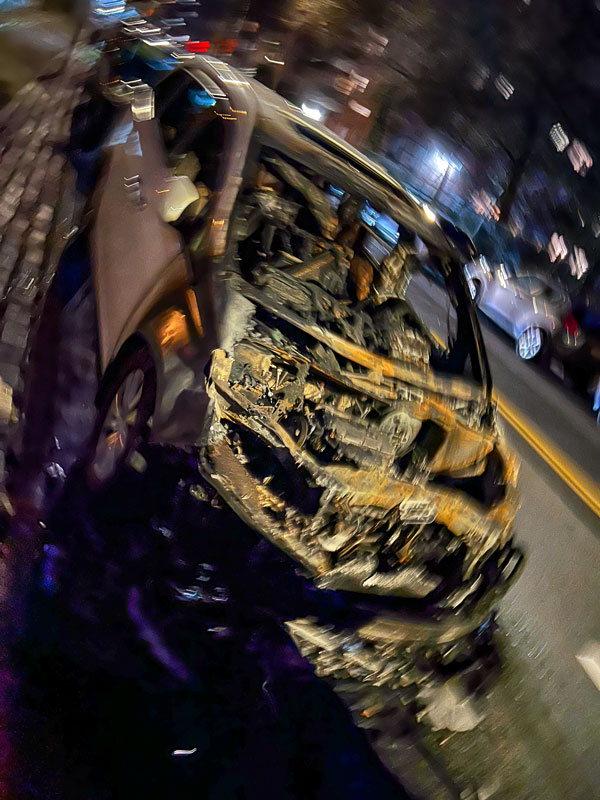 Burned car, Washington Heights