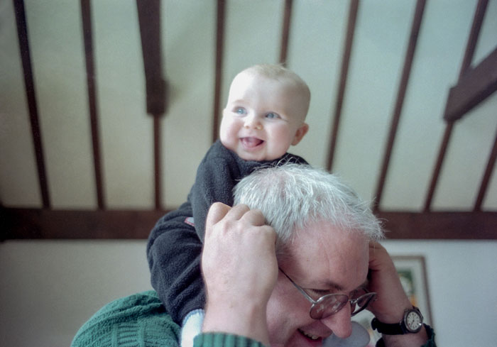 baby on shoulders