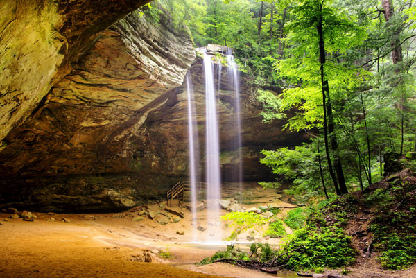 Ash Cave